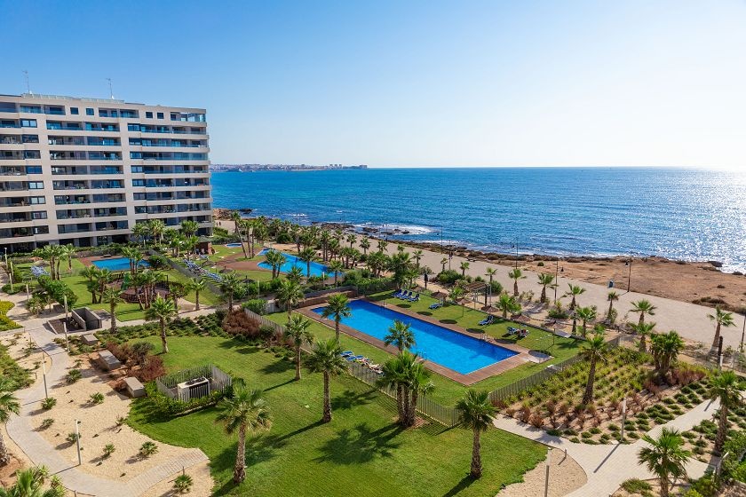 Apartment in Punta Prima - MG Spain